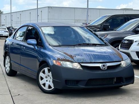 Used 2010 Honda Civic LX image 2