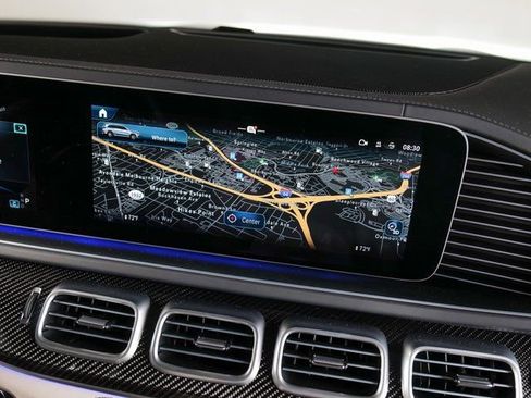 Used 2025 Mercedes-Benz GLS 63 AMG 4MATIC image 19