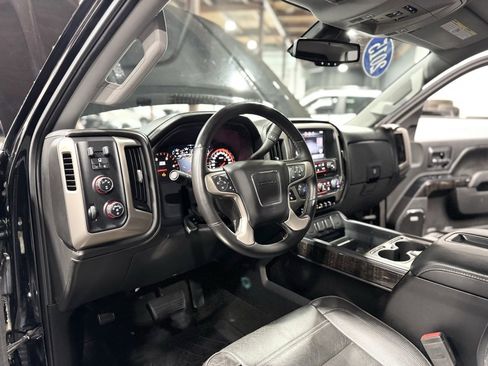 Used 2015 GMC Sierra 2500 Denali w/ Duramax Plus Package image 11
