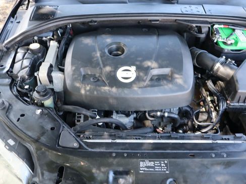 Used 2015 Volvo S80 T5 Platinum FWD image 40