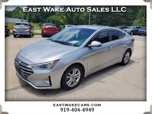Used 2020 Hyundai Elantra SEL FWD image 1