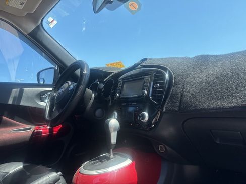 Used 2016 Nissan Juke SL image 25