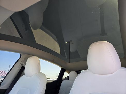 Used 2023 Tesla Model Y Performance AWD/4WD image 20