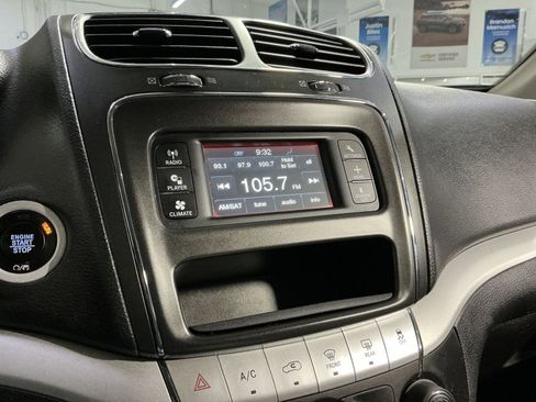 Used 2018 Dodge Journey SE w/ Connectivity Group image 26