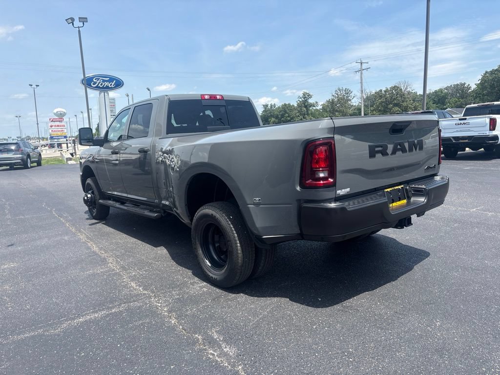 New 2026 RAM 3500 Tradesman AWD/4WD image 6