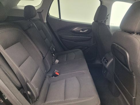Used 2024 GMC Terrain SLE FWD image 19
