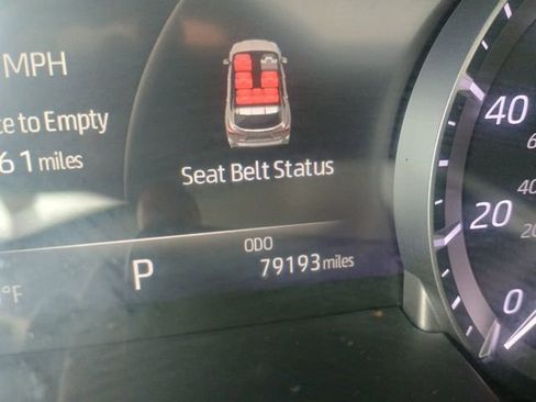 Used 2023 Toyota Highlander XLE AWD/4WD image 27