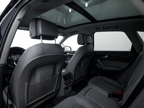 Used 2020 Audi Q5 2.0T Premium w/ Convenience Package image 18