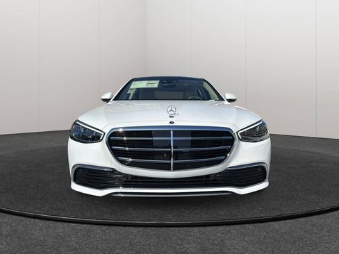 New 2026 Mercedes-Benz S 580 4MATIC Sedan image 2
