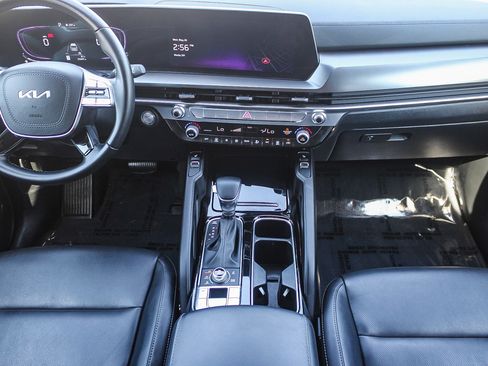 Used 2025 Kia Telluride S AWD/4WD image 13