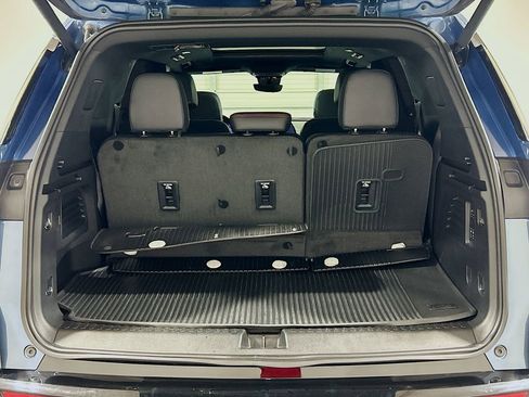 Used 2024 Chevrolet Traverse RS w/ LPO, Floor Liner Package FWD image 25