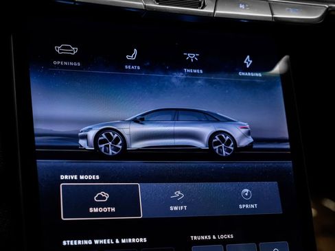 Used 2024 Lucid Air Touring image 30