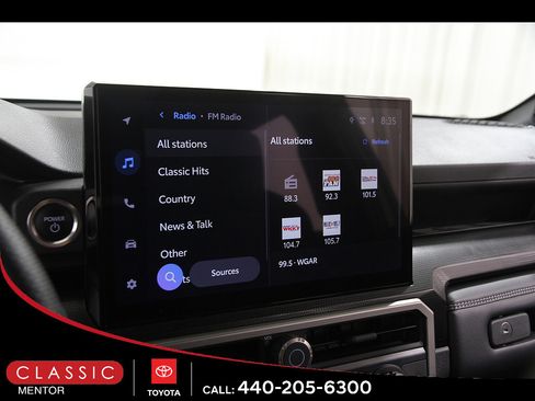 Certified 2025 Toyota 4Runner Limited AWD/4WD image 12