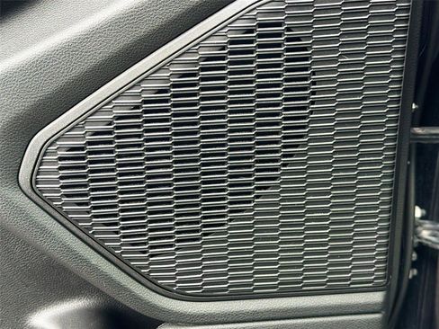 Used 2023 Jeep Grand Cherokee Limited image 20