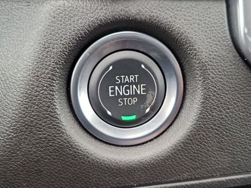 Used 2024 Chevrolet Colorado Trail Boss w/ Advanced Trailering Package AWD/4WD image 32