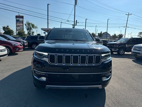 Used 2024 Jeep Wagoneer Series II AWD/4WD image 2