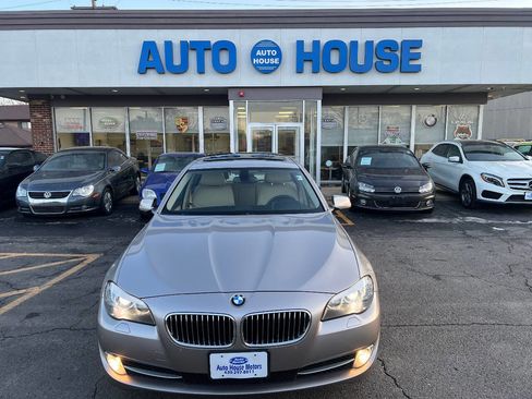 Used 2011 BMW 535i xDrive Sedan image 2