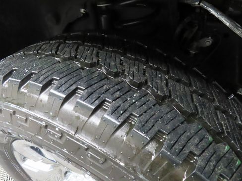 Used 2024 Ford F250 Platinum image 7