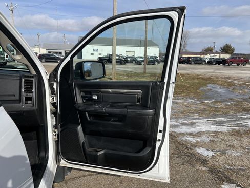 Used 2015 RAM 1500 Sport w/ Remote Start & Security Group image 32