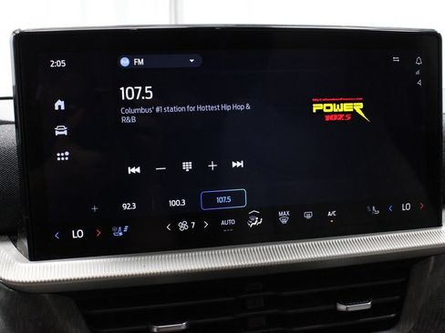 Certified 2025 Ford Explorer Platinum w/ Ultimate Package AWD/4WD image 4