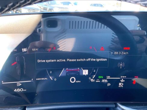 Certified 2025 Audi Q5 Premium Plus w/ Premium Plus image 24