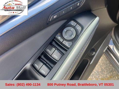 Used 2021 Buick Enclave Premium w/ Sun and Sites Package AWD/4WD image 13