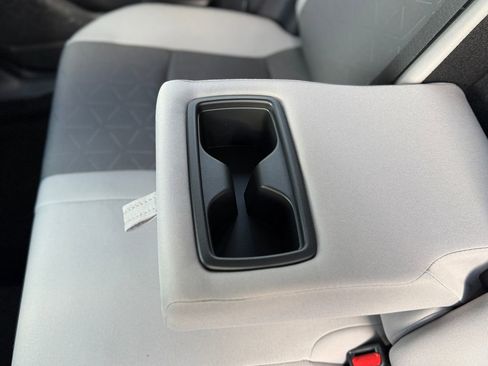 New 2025 Toyota RAV4 XLE w/ Convenience Package image 7