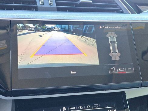 Certified 2024 Audi Q8 e-tron Premium image 30