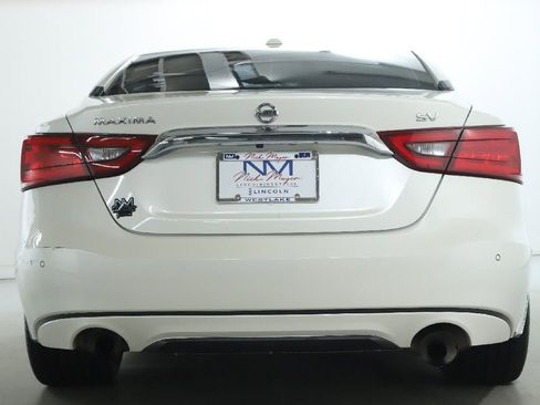 Used 2017 Nissan Maxima 3.5 SV w/ Interior Lighting Package image 40