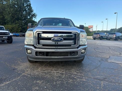 Used 2011 Ford F250 Lariat RWD image 9