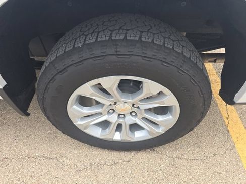 Used 2026 Chevrolet Silverado 1500 LTZ AWD/4WD image 12