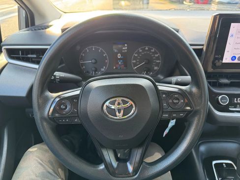Used 2023 Toyota Corolla LE image 27