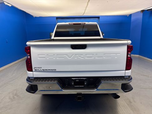 Used 2025 Chevrolet Silverado 2500 W/T w/ WT Convenience Package AWD/4WD image 6