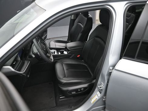 Used 2023 Jeep Grand Cherokee L Limited w/ Trailer Tow Group (B) image 11