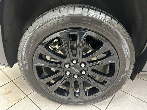 Certified 2023 GMC Acadia SLT w/ Elevation Edition image 14