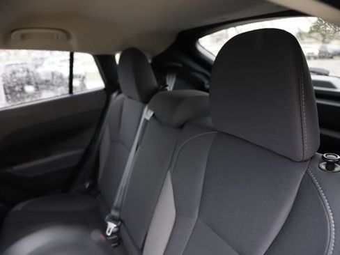 Used 2025 Subaru Crosstrek 2.5i Premium AWD/4WD image 17
