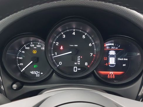 Used 2022 Porsche Macan image 21