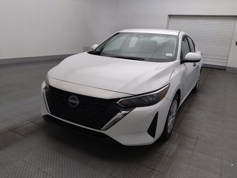 Used 2025 Nissan Sentra S image 15