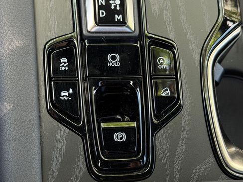 Used 2025 Lexus RX 350 F Sport w/ Convenience Package AWD/4WD image 32