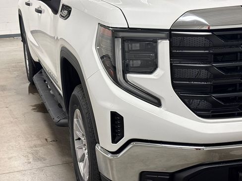 New 2026 GMC Sierra 1500 Pro AWD/4WD image 4