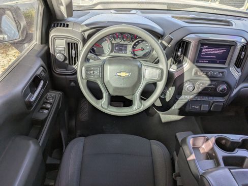 Used 2022 Chevrolet Silverado 1500 Custom image 12