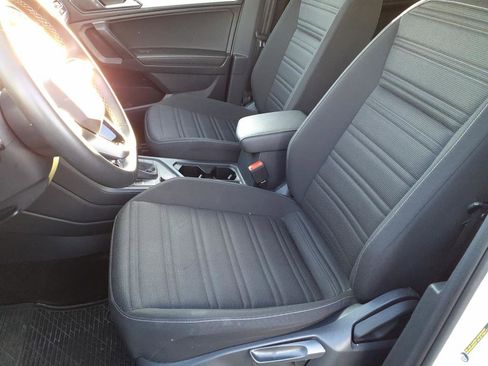 Used 2023 Volkswagen Tiguan S image 10
