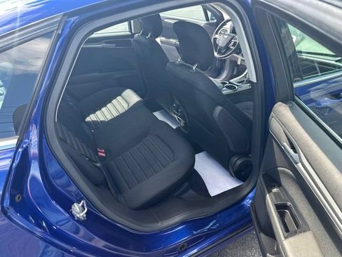 Used 2013 Ford Fusion SE FWD image 15