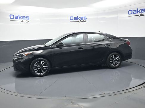 Certified 2024 Kia Forte LXS w/ LXS Technology Package FWD image 5