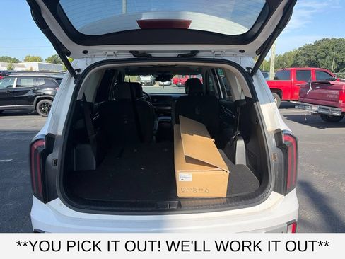 Used 2024 Kia Telluride EX w/ EX Captain's Chair Package AWD/4WD image 8