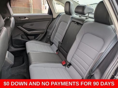 Used 2025 Volkswagen Jetta SE FWD image 24