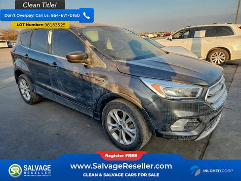 Used 2019 Ford Escape SE image 5