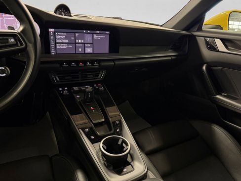 Used 2020 Porsche 911 Carrera S image 21