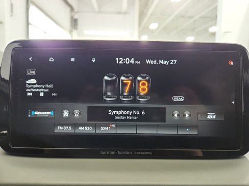 Used 2021 Hyundai Santa Fe SEL w/ Convenience + Premium Package AWD/4WD image 18