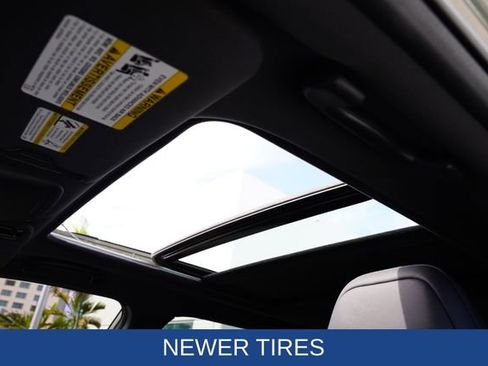 Certified 2025 Subaru Forester Touring AWD/4WD image 8